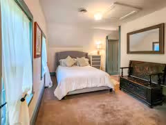 Queen bedroom